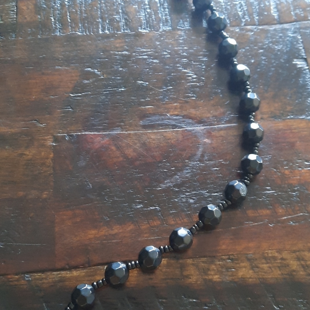 Necklace - Picture 4 of 4